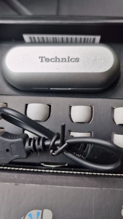 Casti wireless  tehnice az60 și huawei freelace