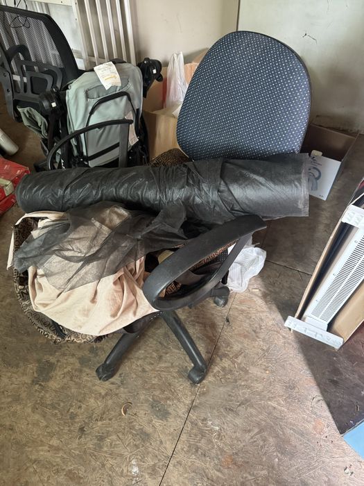 Шкаф, диван, сервант, кресло