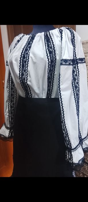 Costum popular nou marime mare