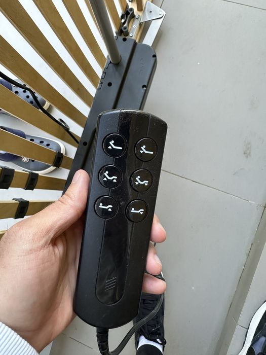 Somniera ajustabila cu saltea inclusa