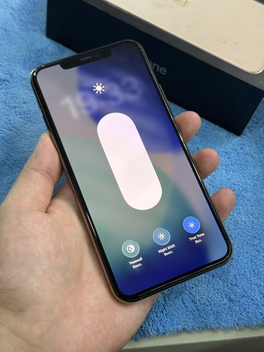 iphone 11 pro max 64gb ideal