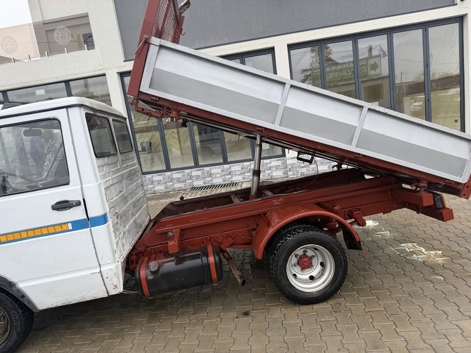 Iveco daily 2.5 Turbo 110cp basculabil trilateral