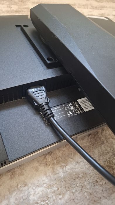 Vând monitor HP 23"