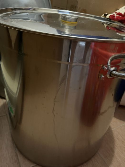 Продам кастрюл емкость 80 л, нержавейка