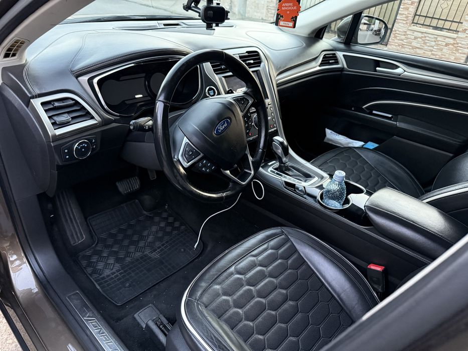 Ford Mondeo Vignale