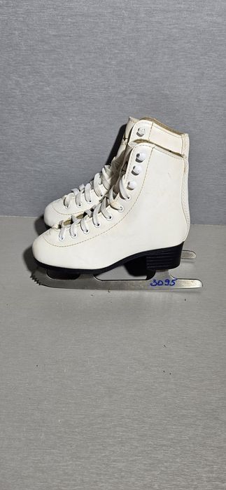 Patine 3095 gheata patinaj artistic American   marime 31  (20    cm lungime interioara).