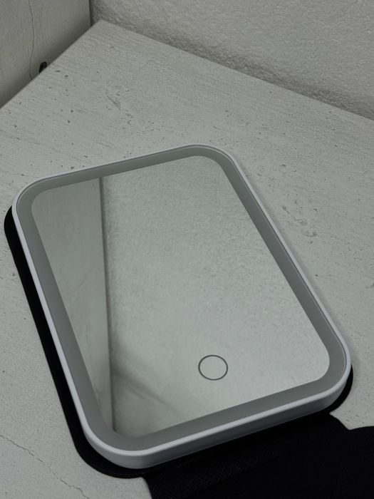 Продам Смарт-зеркало с подсветкой