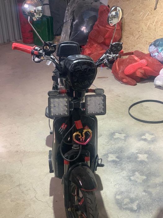Продам Электро скутер SK8