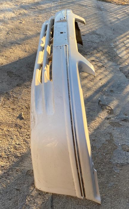 Бампер Camry 25 2001 года