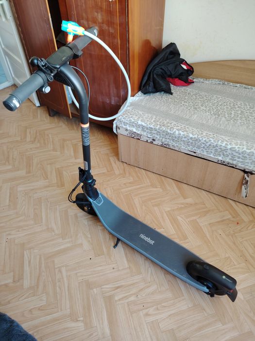 Vând monopatin Minibot