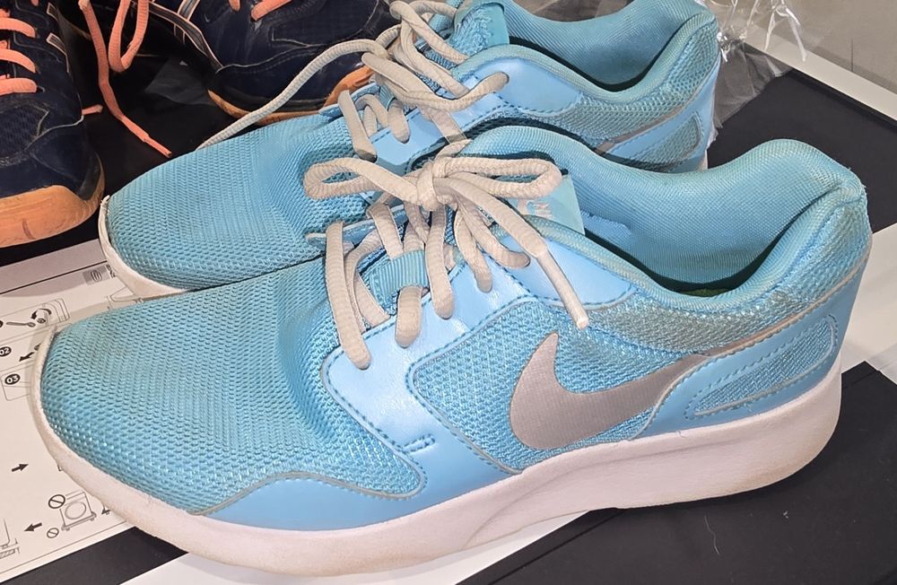 Оригинални маратонки 37 и 38номер