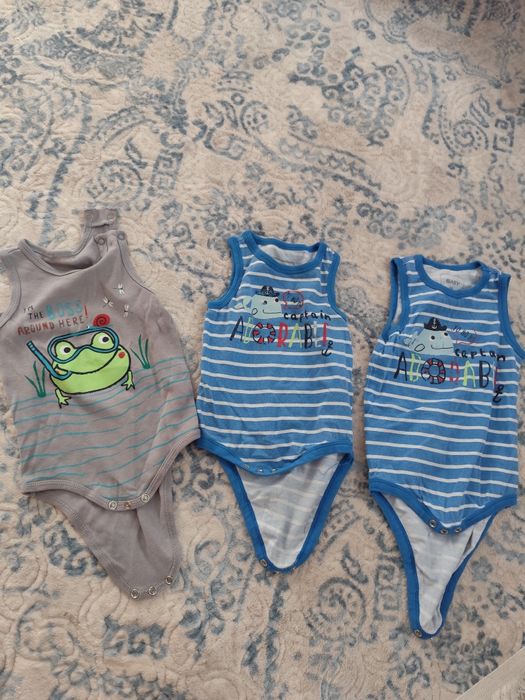 vand body-uri  și bluze