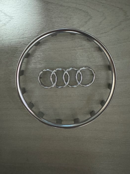 Емблема и рамка за волан ауди audi аербег