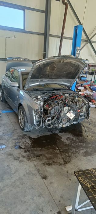 Audi A4 3.0 fsi автомат, куатро, с прегарят двигател, на части