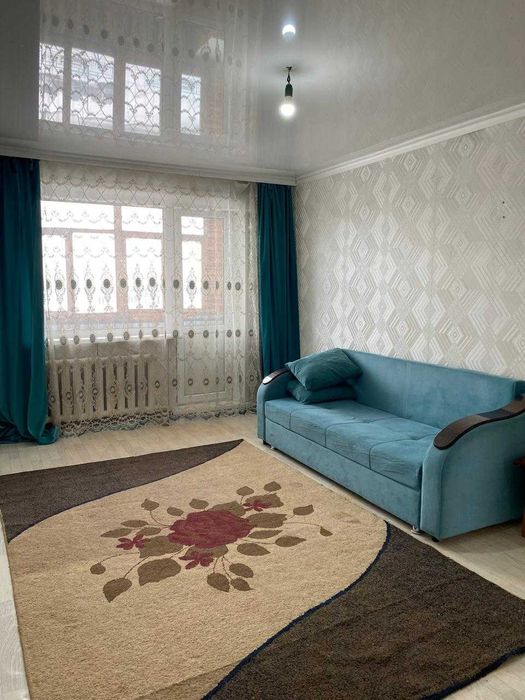 Продам хорошую 1-комнат  квартиру в  16 мкр на 5 этаже