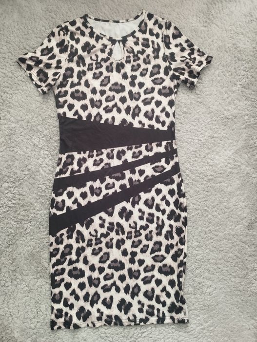 Рокля с леопардов принт
