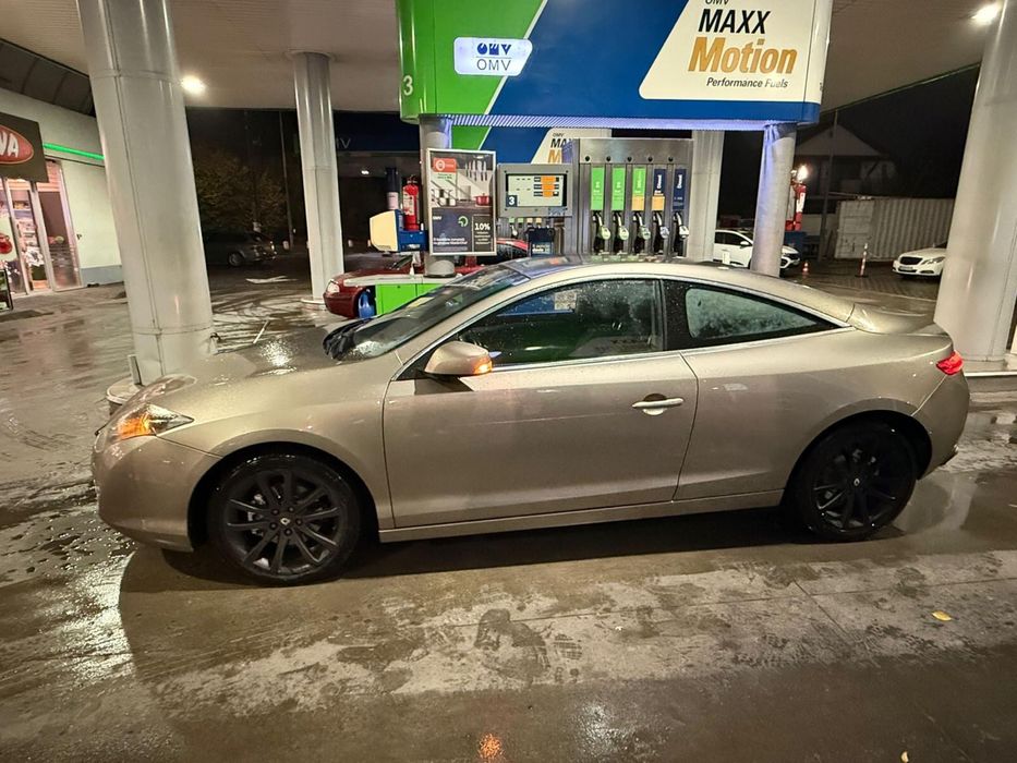 vand /schimb renault laguna 3 coupe