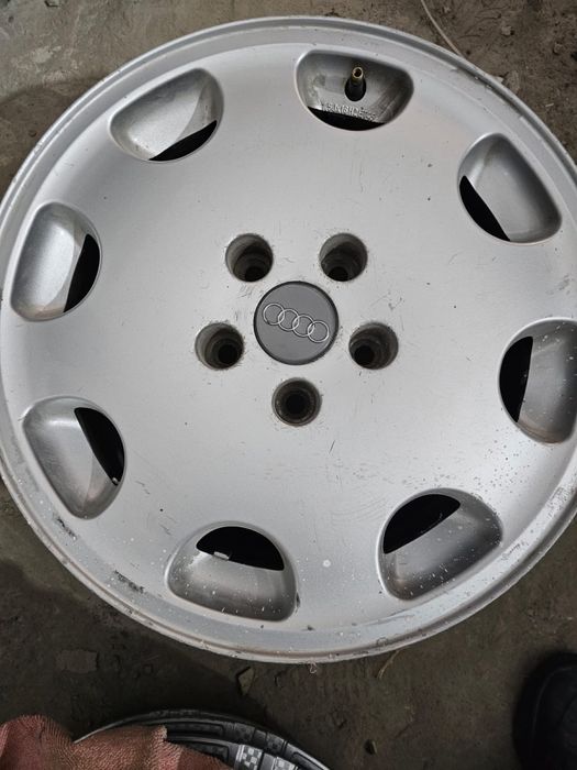 Диски на Ауди оригинал Б/У в отличном состоянии