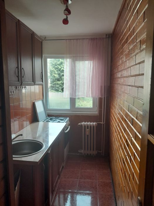 Inchiriez apartament 2 CAMERE la Bloc Zona FORTUNA