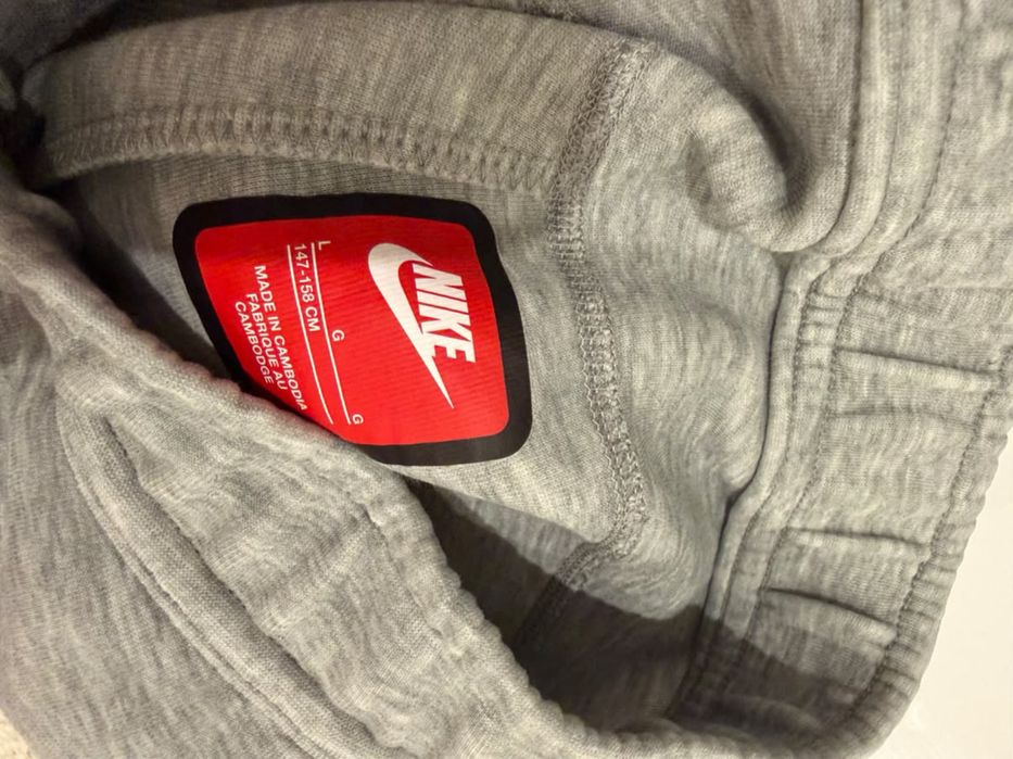 Nike tech екип оригинален