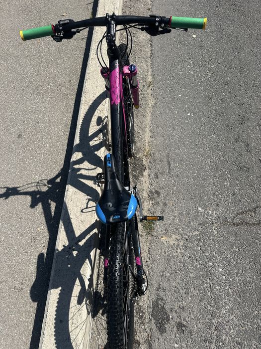 KTM Peak XT 27,5” – Shimano Deore XT – 30 viteze – frâne hidraulice