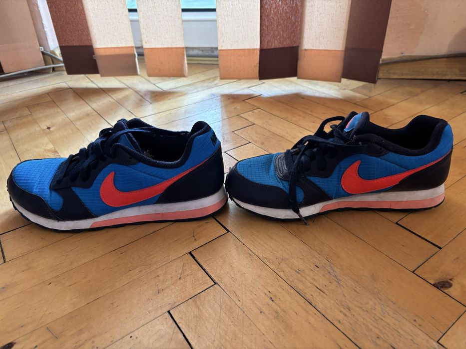 Детски маратонки, Nike и Under Armour, 38,
