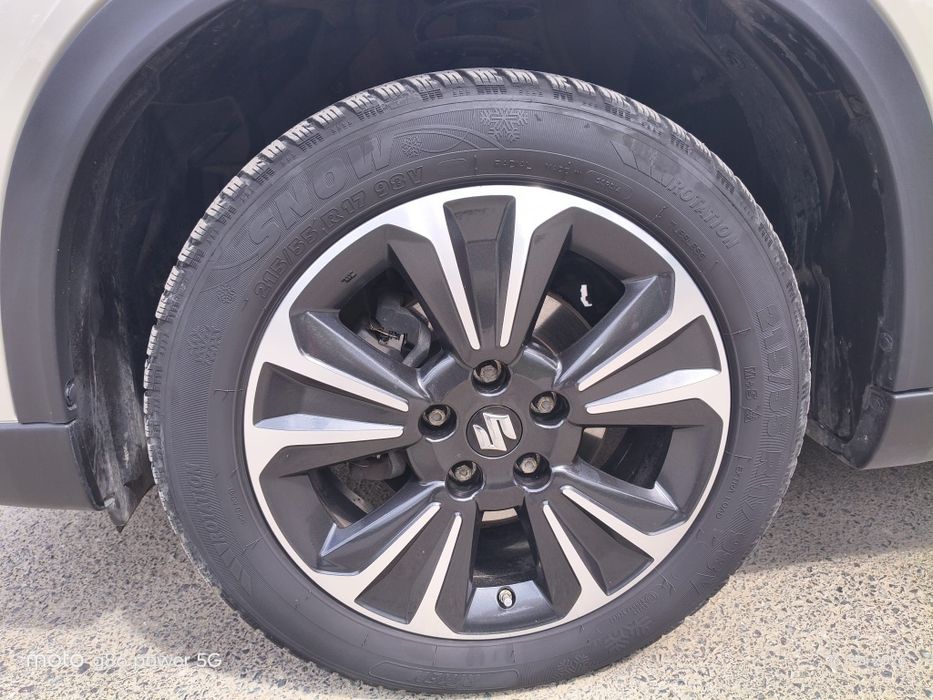 Suzuki Vitara  hibrid  4×4