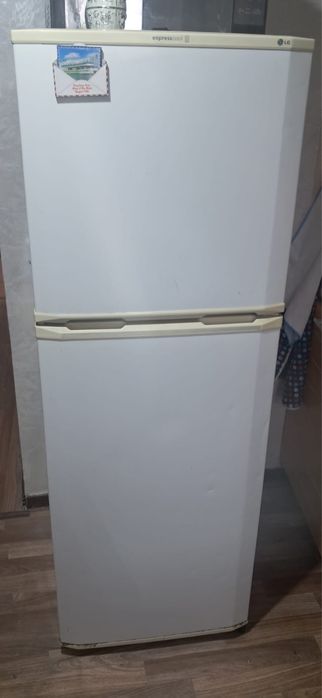 Продам холодильник lg рабочий