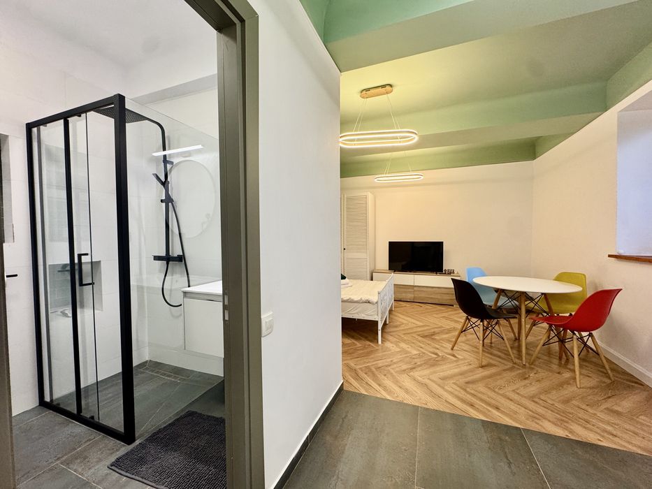 Studio CENTRAL Regim Hotelier