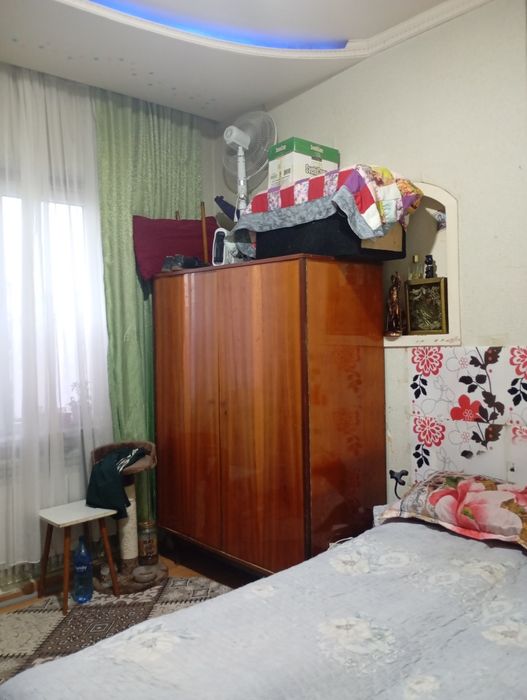 4/4/4 Куйлик 1 мавзе метро Киёт,92 кв.м без ремонта,73 500 $