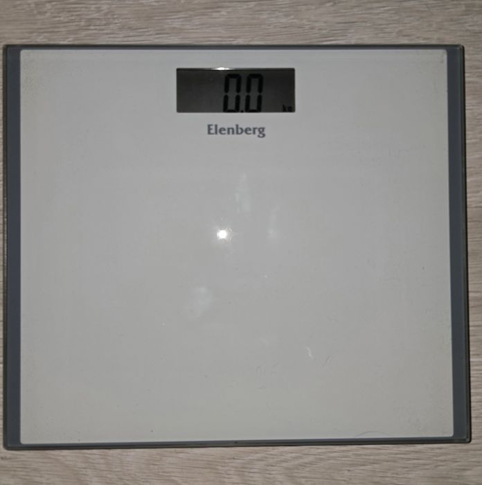 Весы напольные Elenberg
