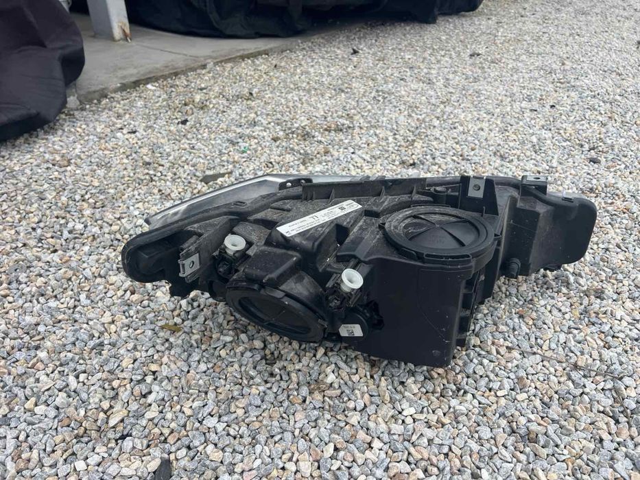 Ляв фар за BMW F 30