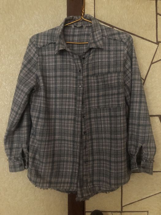 Рубашки в клетку по 1000 тг