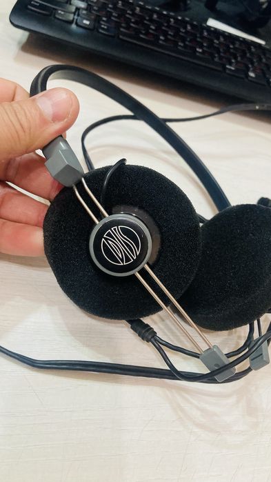 Продам наушники Dis