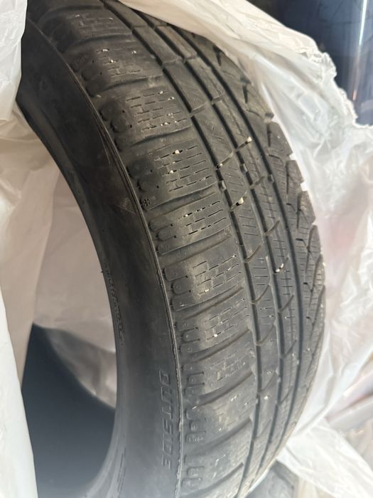 Caucicuri iarna 235 50 R19