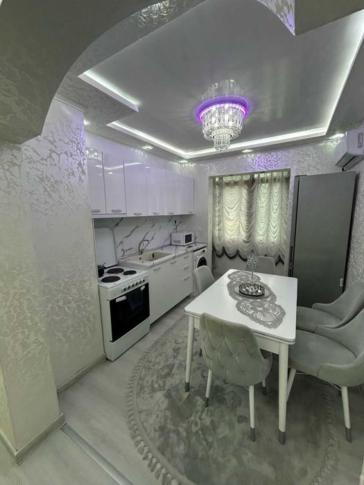 Продава се Тристаен апартамент в Пловдив, Изгрев - 82 кв.м за 1586 €/кв.м - Снимка #8