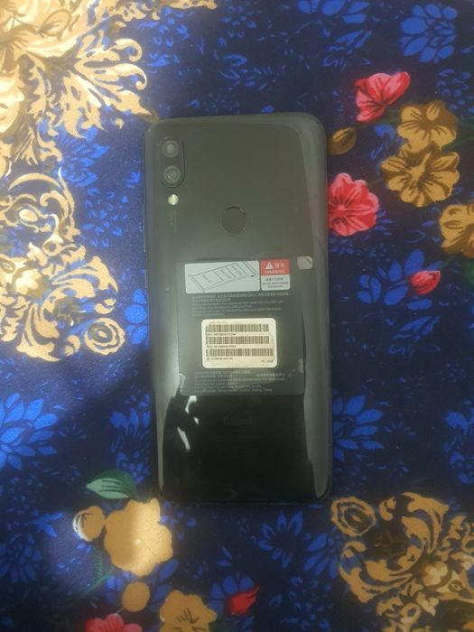 Redmi 7 3/32gb Global