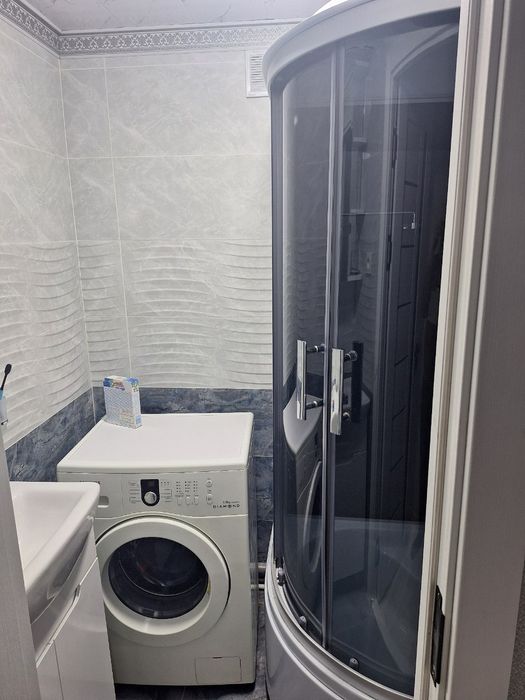 2 xonali  kvartira uzoq muddatga Qorasuv 1 da