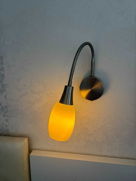 Стенна нощна лампа аплик