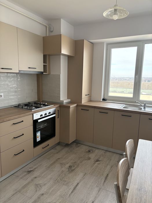 Apartament cu doua camere in cartier FIALD, de inchiriat.