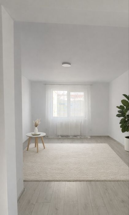 Garsonieră pe colț, renovată – 21 mp, Mulatau, etaj 1, zona de case.