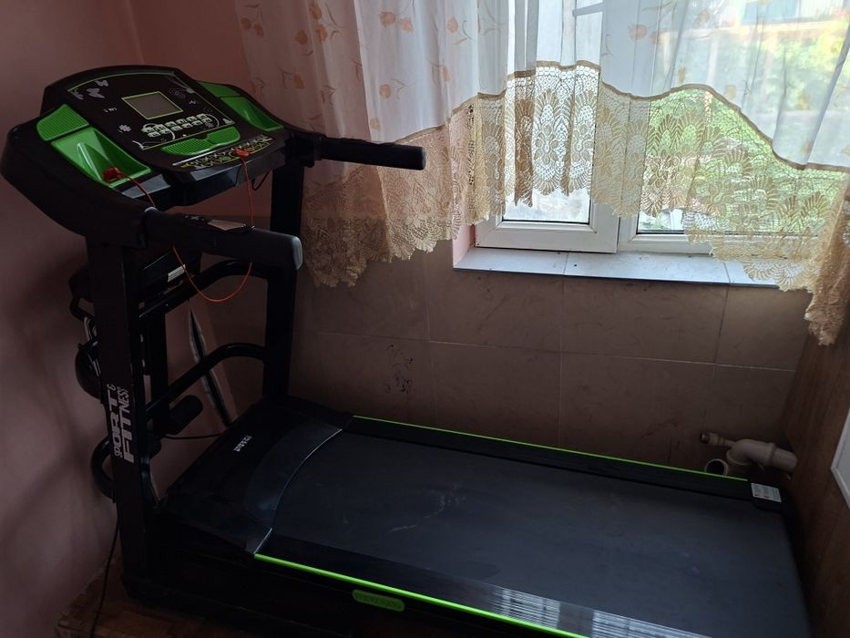 Продам беговую дорожку