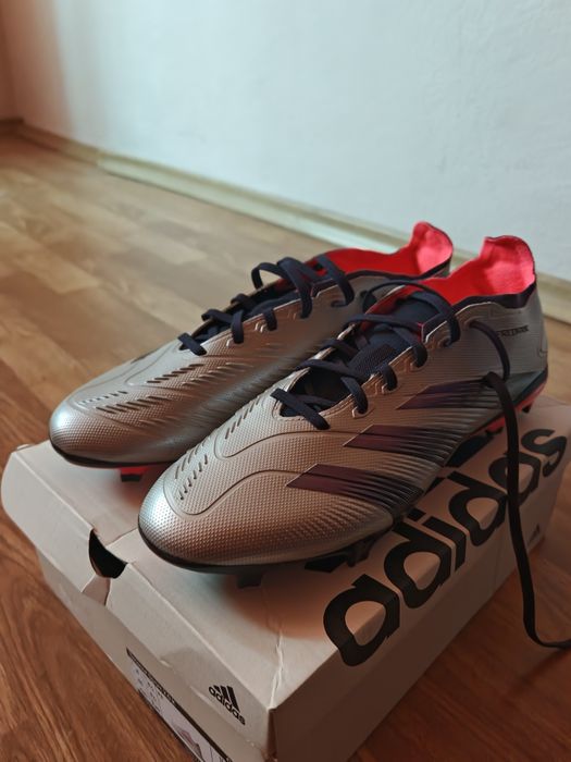 Бутонки adidas predator