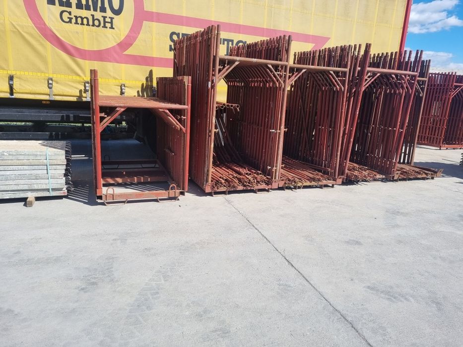 Vand schela metalica model italian poze reale depozit 4000 lei-50mp