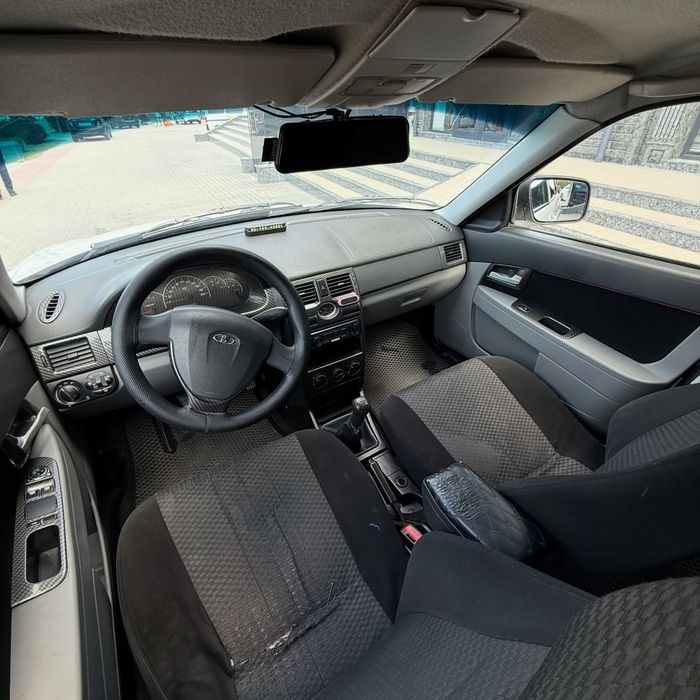 Lada  PRIORA 2013
