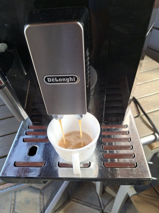 Expresor Delonghi Eletta