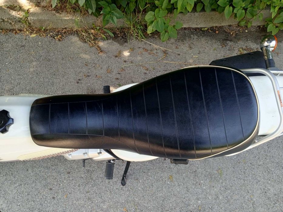Suzuki Van Van RV125