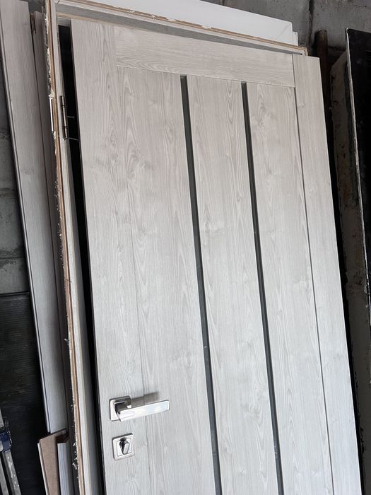 Межкомнатная дверь