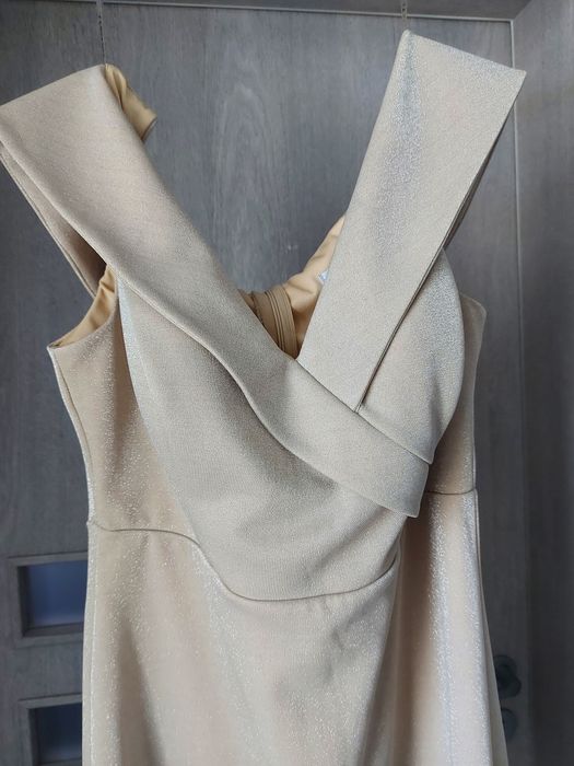 Rochie eleganta crem