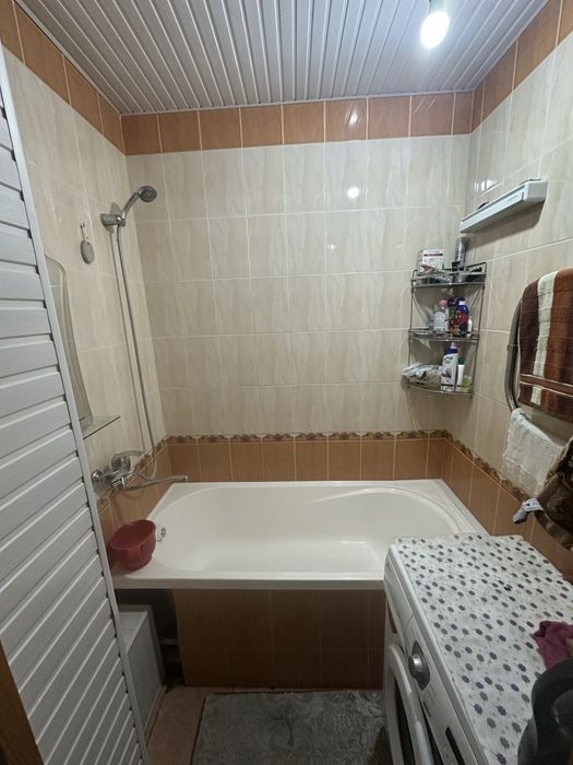 Продаётся квартира своя  Юнусабад 5кв  4 комнат